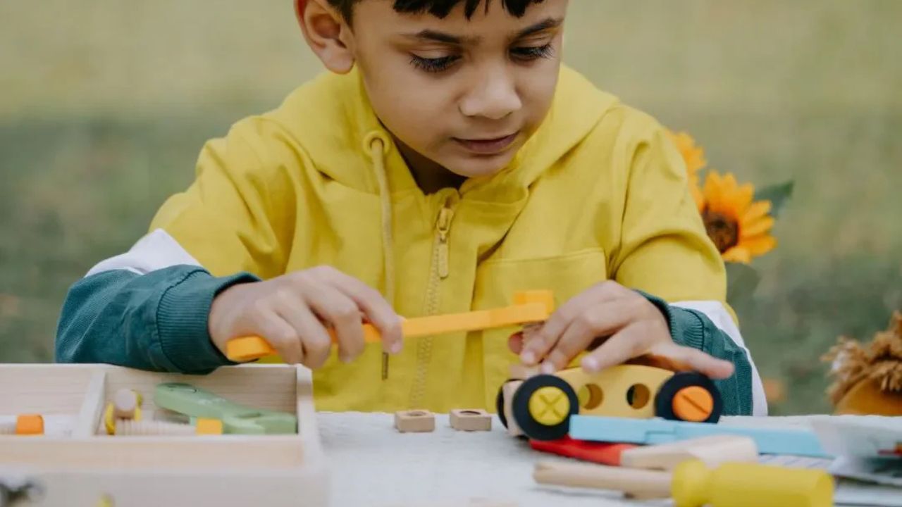 8 Best Raksha Bandhan Gifts for Kids Under ₹1500 - Montessori Toys for Babies & Toddlers - NESTA TOYS