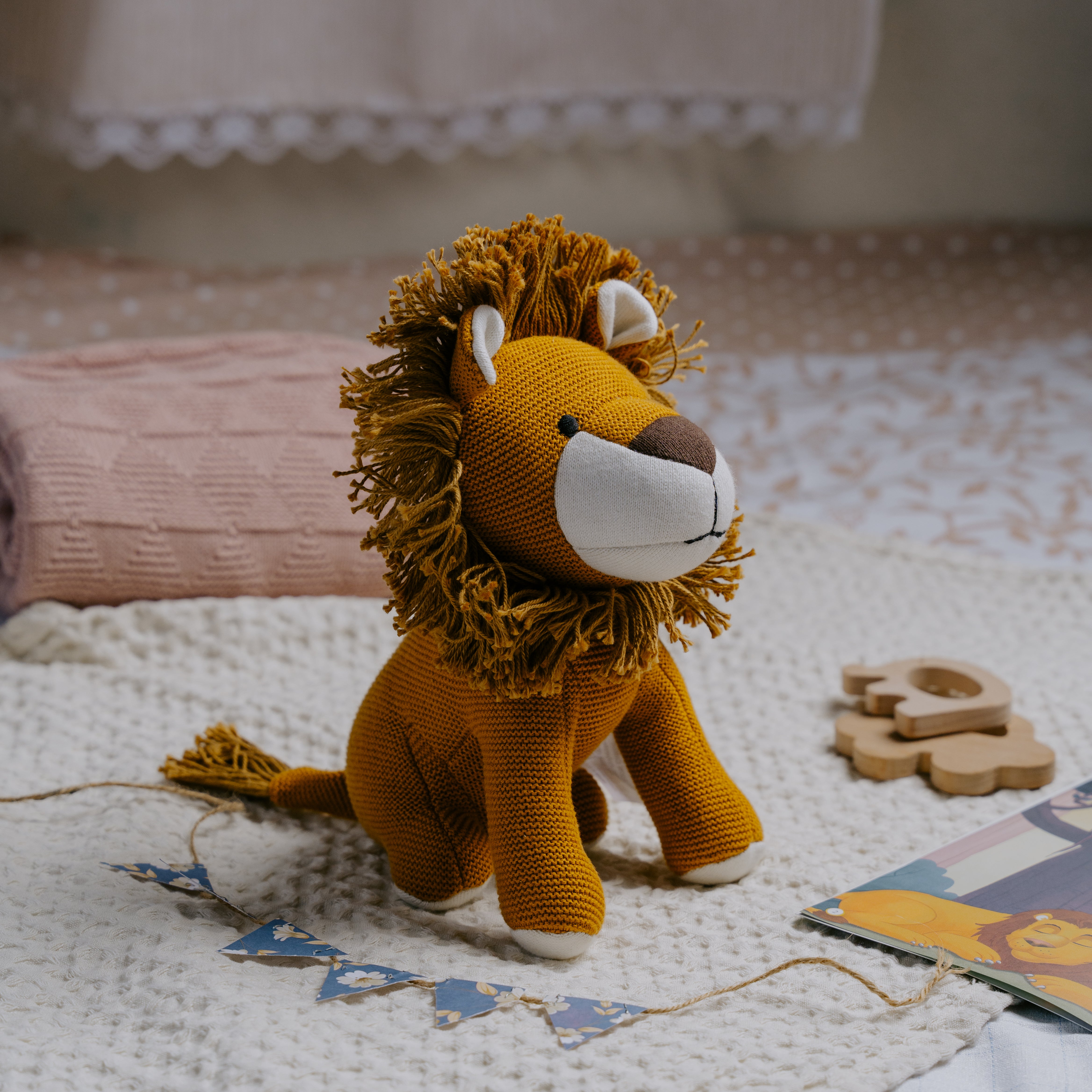Leo the Lion | Knitted Cotton Animal Plush Toy for Kids - nestatoys