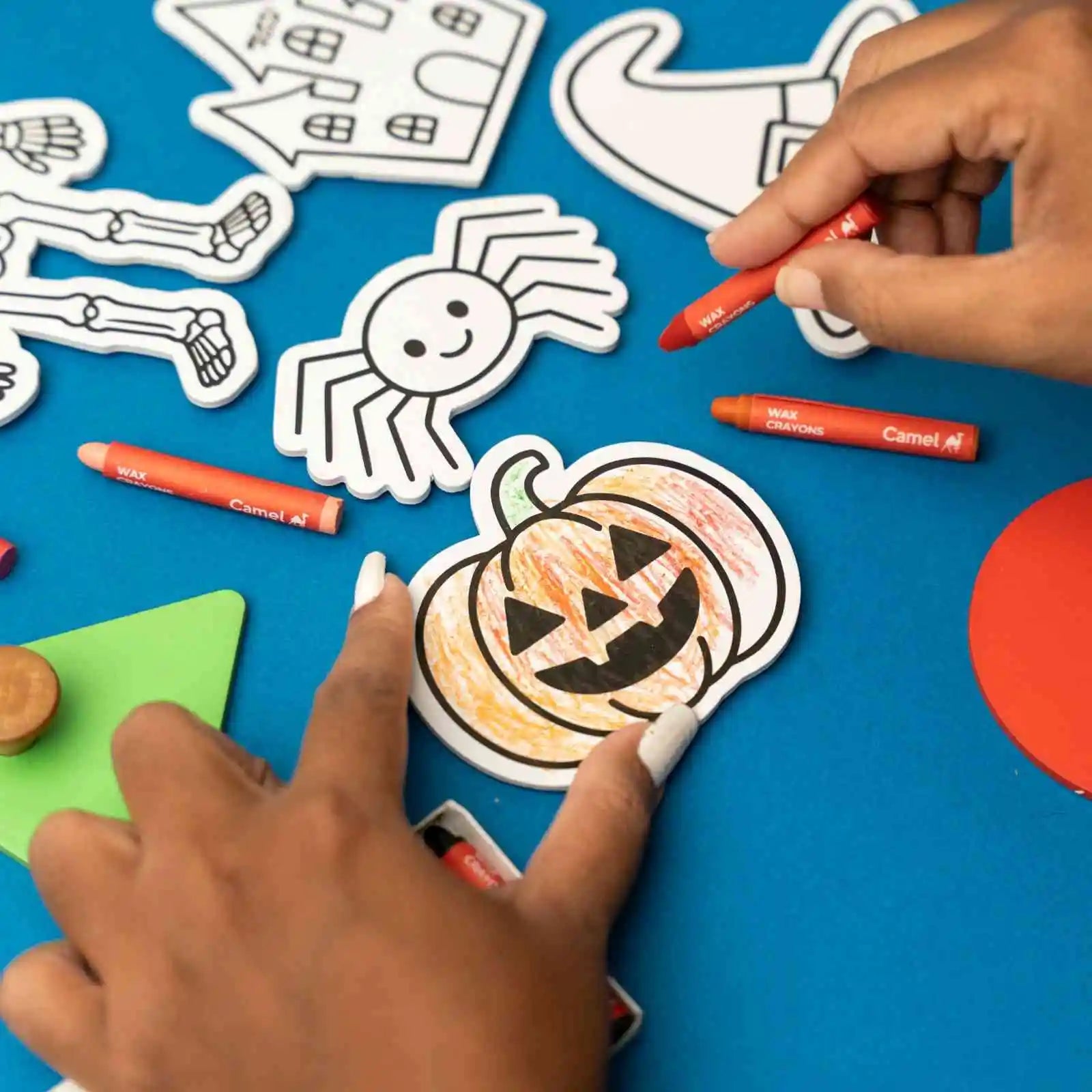 NESTA TOYS - DIY Haunted House Fridge Magnets | Mess-Free Art & Craft Activity for Girls & Boys