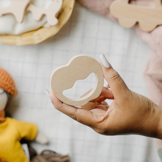Wooden Apple Teether (Beech Wood) - NESTA TOYS