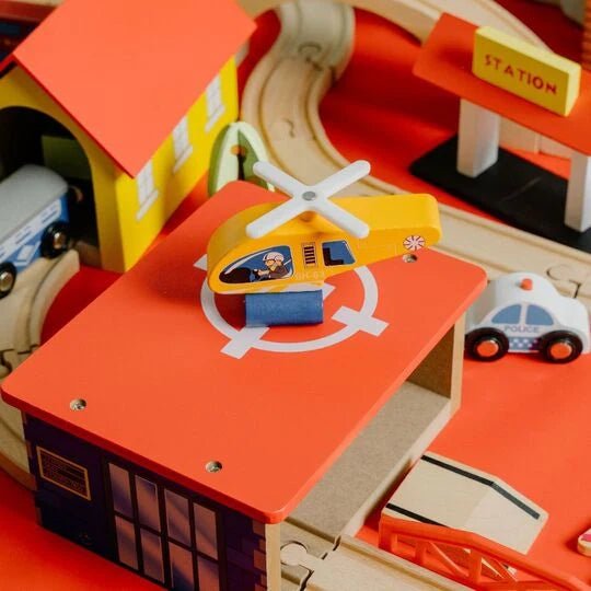 Train Track Toy Set with Vehicles (69 Pcs) - NESTA TOYS