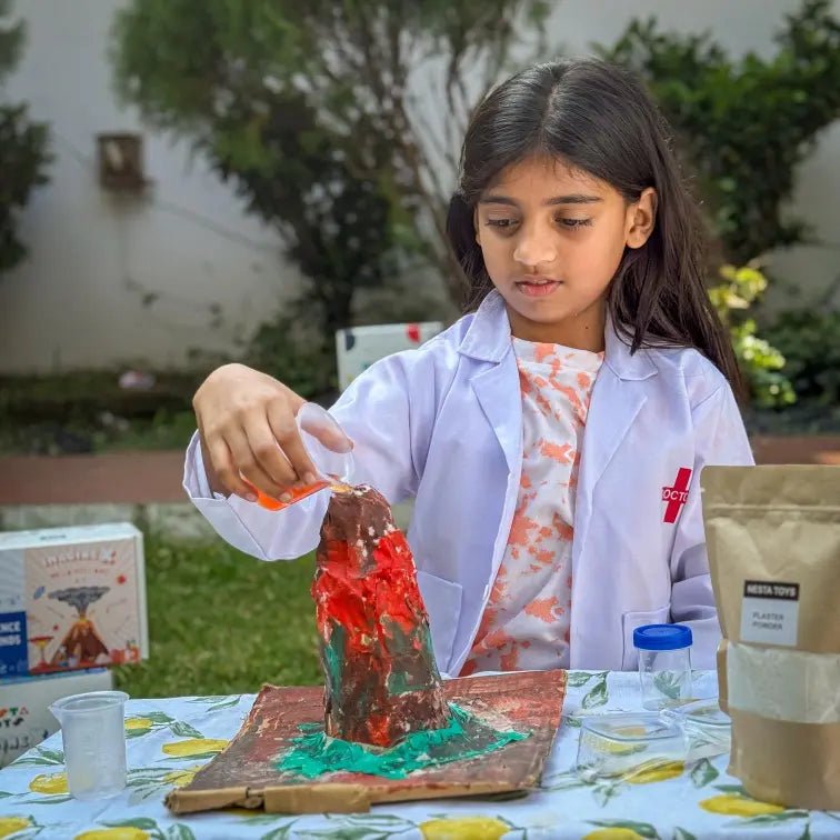 Volcano Kit – Hands - On Earth Science STEM Kit - NESTA TOYS