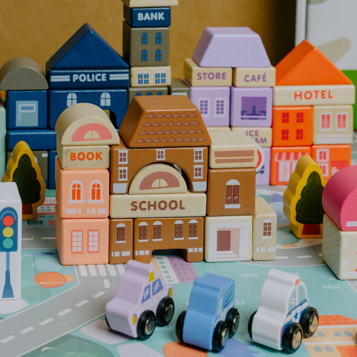 Wooden City Building Blocks Toy (115 Pieces) - NESTA TOYS