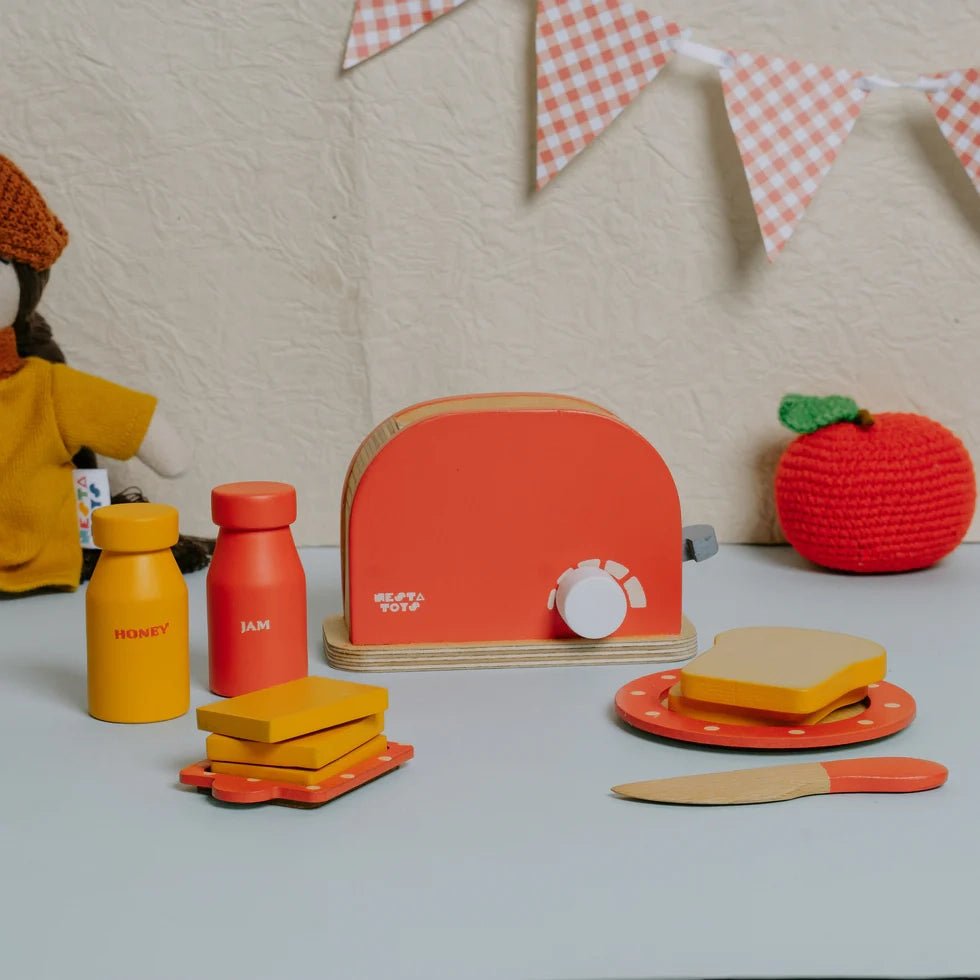 Wooden Bread Pop - up Toaster Toy - NESTA TOYS