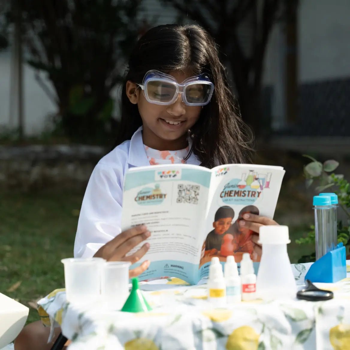 Junior Chemistry Lab Kit - Safe & Fun Science Experiments for Kids - NESTA TOYS