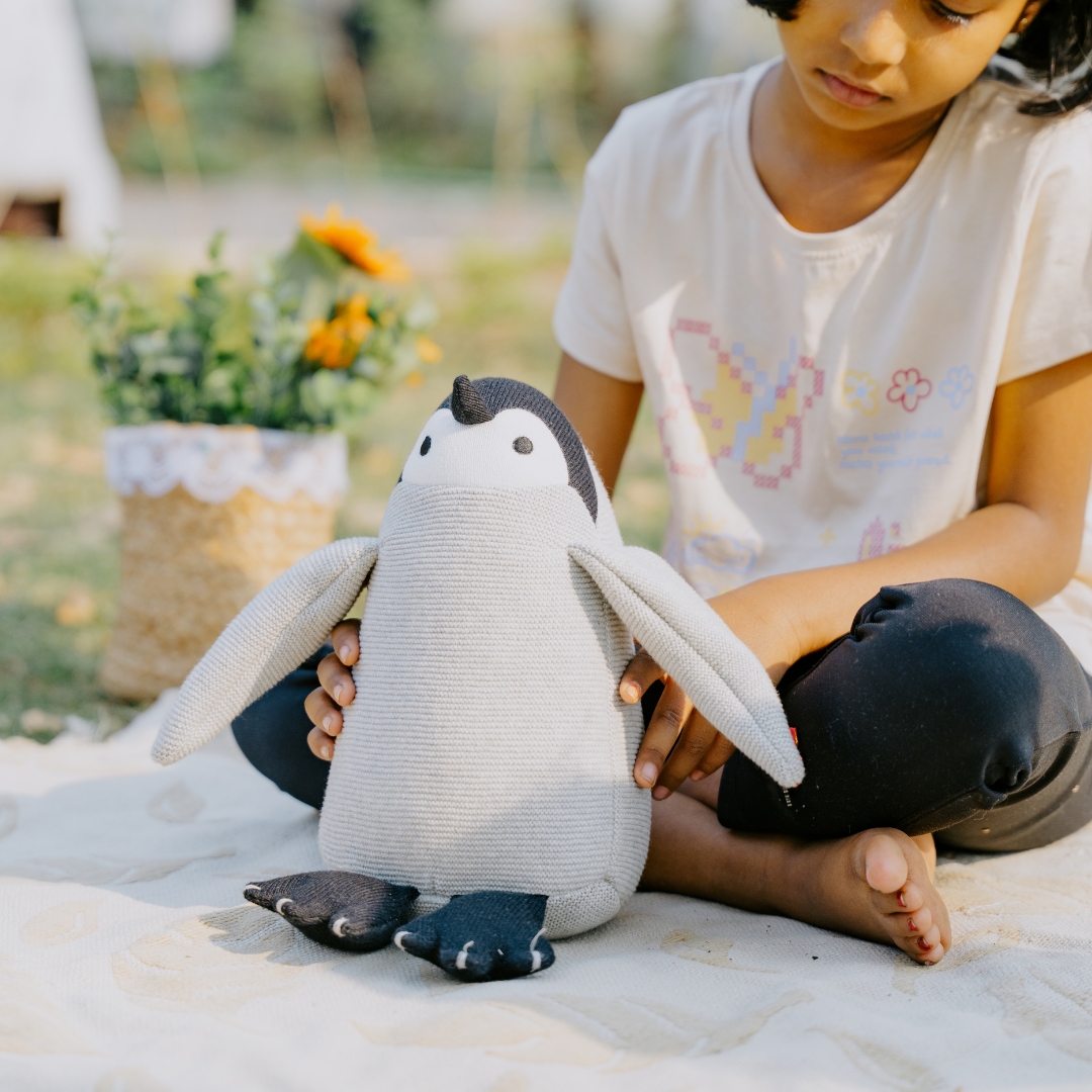 Newborn Gift Set - Penguin Plush Toy & Wooden Teethers - nestatoys
