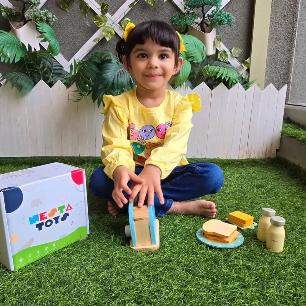 NESTA TOYS - Wooden Bread Pop-up Toaster (Blue) | Kitchen Set Toy