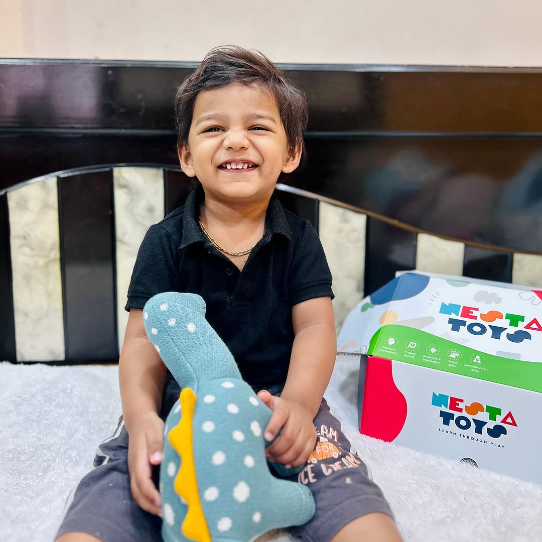 Dippy the Dino | Knitted Cotton Animal Plush Toy for Kids - nestatoys