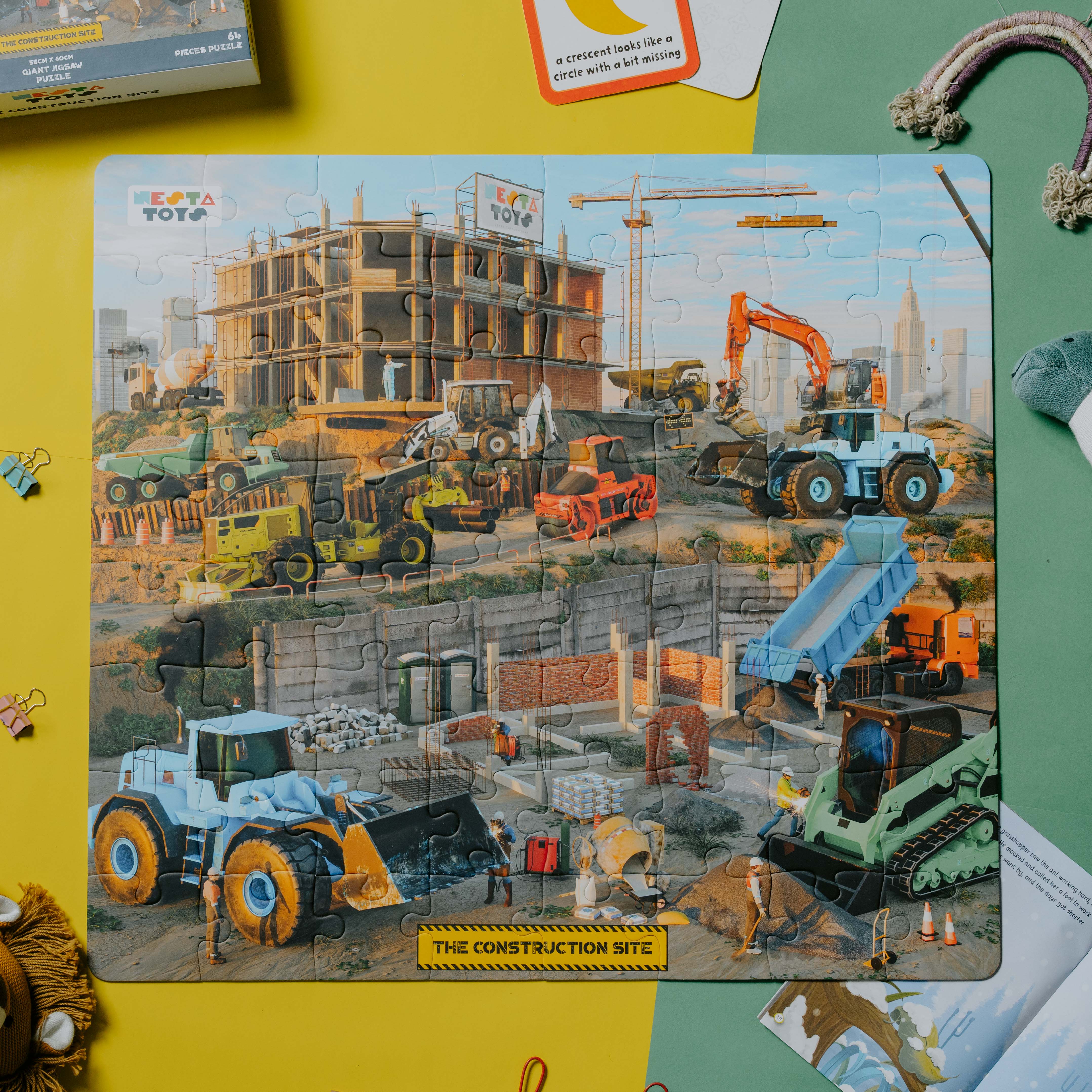Construction site jigsaw puzzle for kids 64 pcs by NESTA TOYS